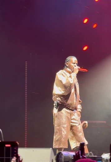 Musa Keys gave us the vibes before Asake came on stage 🙌🏽 #asakeconcert #musakeys #tiktoksouthafrica #tiktoksa #fyp