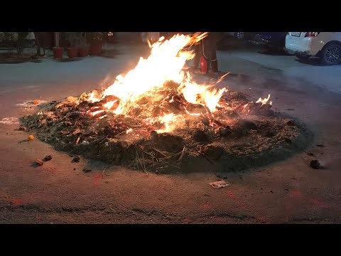 Holi me banaye Dahi vade or kaanji vade / late post