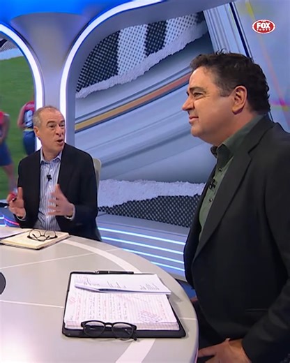 'You'd take Christian Petracca over Zach Merrett on merit?' 🤔 Out of the two, which star would you want your club to target? 🎯 | FOX Footy