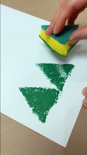 DIY Handprint Christmas Tree with Mom! 🎄