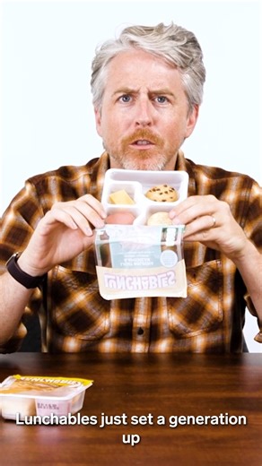 From exclusive items to portion sizes, we wanted to find all the differences between Lunchables in the US and the UK. This is "Food Wars." | Insider Food