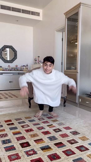 75M views · 3K reactions | MAGIC SHRINKING PERSON TRICK TUTORIAL  #magic #magictrick #tutorials #funny #learn | Milaad Khodadoust | Facebook