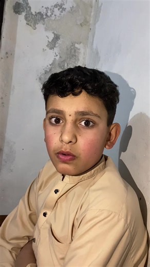 Dono nhi kronga 😂#creatorsearchinsights #500k #funnychellenge #room #sofa