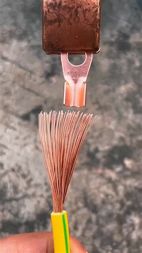 #electrician #elctronicmusic #fyp #electrical #electricalwork