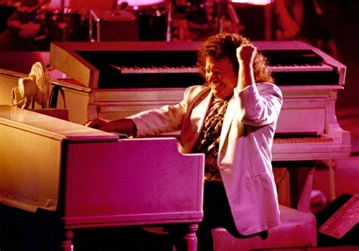 On This Day in 2009: Billy Powell, Lynyrd Skynyrd Keyboardist and Plane Crash Survivor, Died at 56