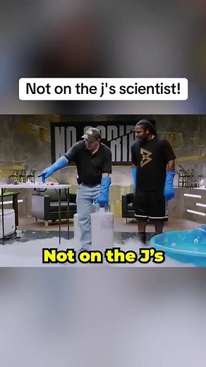Marshawn and the scientist were an amazing combo 😂 #noscript #marshawnlynch #nfl