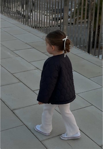 Ig: geany am | Primeras veces. Me derrito! ❤️🥹 #mamaprimeriza #bebe29meses #fyp #parati #bebe #momlife #mama #baby #pregnancy #viral #hazmeviral #mamatiktoker #maternidad #mamajoven #mamisdetiktok #babygirl #baby2024 #fyppppppppppppppppppppppp #ootdbaby #babyootd #outfit #outfitoftheday #summeroutfit #zara #zaraoutfit #mumsoftiktok #mumtok #momsoftiktok #toddlersoftiktok #babiesoftiktok #papaehija #daddysgirl