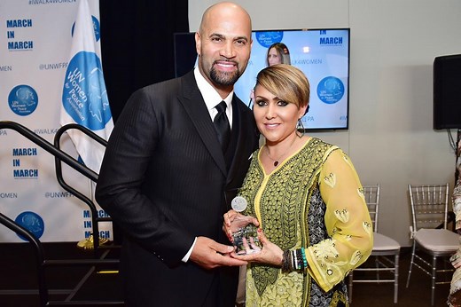 Albert Pujols announces divorce days after wife’s brain surgery