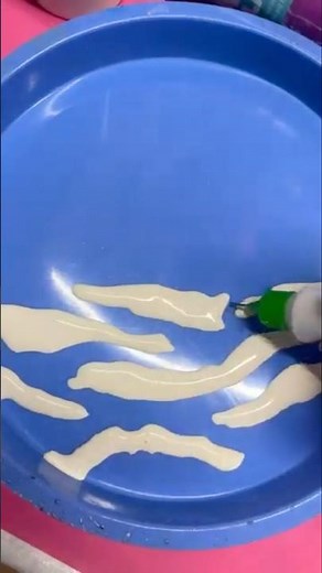 Creating Texture with Liquid Latex