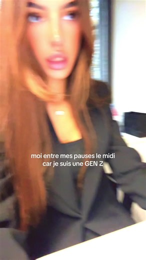 Vidéos de Sarah 🇱🇧 (@skc.cms) avec 4AM - Harry T