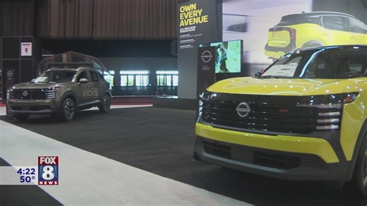 Cleveland Auto Show: Nissan