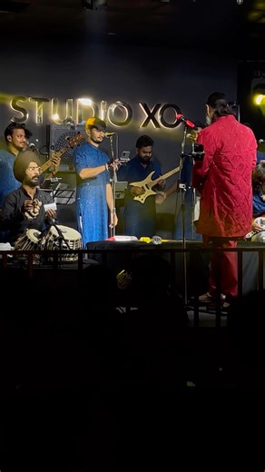 Guitar soloing.. Boss gt1000 core direct into PA Sound test. with #strandberg guitar.#bossgt1000core