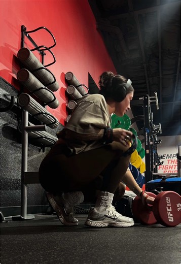 You should be giving yourself the shakes miss gurl.. @Darc Sport code: miny #gym #legday