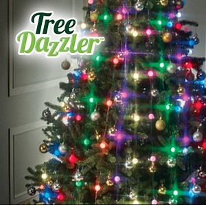 🎄 String lights are a tangled mess. Luckily Tree Dazzler makes decorating your tree with festive lights super-easy! Click to get yours today ➡ http://bit.ly/2CYVVbw #Bulbhead #BulbheadIdeas | BulbHead