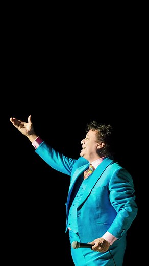 El Divo de Juárez: 10 Canciones Exitosas de Juan Gabriel