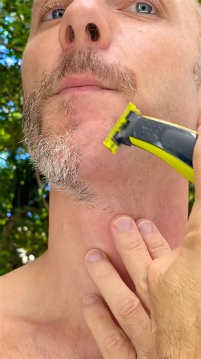 This changed the way I shave! I trew my old razor away