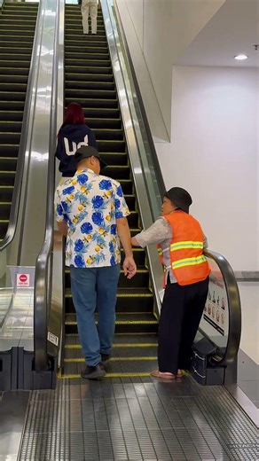 Don't assume that old people are the same as you [ONEKINDMAN] #onekindman #kindness #respect #help