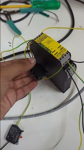 Schmersal Safety Relay Working
