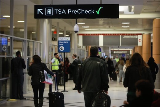 How to apply for TSA PreCheck and CLEAR amid long airport security lines