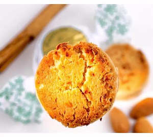 Nuestro mantecadito de aceite de oliva virgen extra y almendra, con un toque de canela, trae el sabor clásico de Estepa. Perfecto para el café, el postre o para regalar tradición. 🛒 Pídelo aquí: https://sanenrique.com/47-mantecaditos-de-aceite-y-almendra.html #SanEnrique #Estepa #Mantecaditos #AceiteDeOliva #Almendra #DulcesArtesanos #Gourmet #polvorones | San Enrique