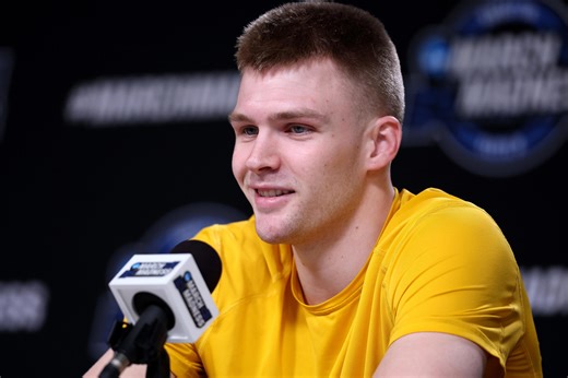 Iowa basketball beats Nebraska, advances to first Elite Eight since 1987
