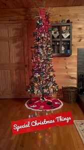 Finally got some ornaments on today! ❤️ This tree is just 30 years of a yearly ‘special’ ornament, along with things that have been with us all along. Our grandmothers old wooden ornaments, special ornaments from special people, and of course, my ugly tree skirt I beaded many years ago. 😂 Nothing fancy, just a lot of special memories. ❤️🎄 | Old Fashioned Christmas