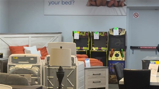 Aaron’s of Crossville had the Christmas spirit earlier today with some great giveaways. | Weco Radio Station