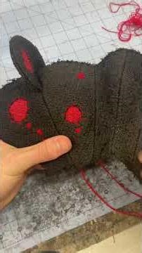 Artist makes a teddy bear backpack from thread cutoffs that he's saved for a year and a half!