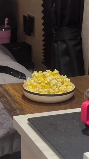 Wander Woman’s Journey 🇨🇦🍁 (@wanderwomansjourney)’s videos with original sound - Wander Woman’s Journey 🇨🇦🍁