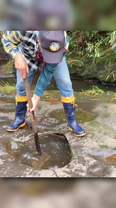 Eles encontraram um valor inestimável dentro do buraco da cachoeira - parte 2 | Jack e Faísca Aventuras