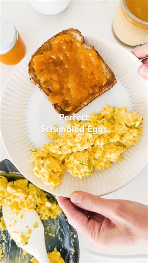 The Secret Ingredient to Perfect Scrambled Eggs 🍳