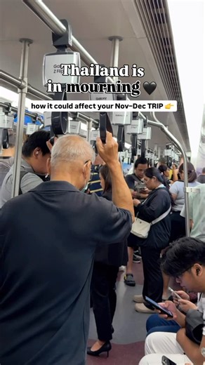 ❓What about New Year & Loy Krathong! 👉 If you’re visiting Thailand soon, here’s something you should know. The country is in a national mourning period (until ~ 22 January 2026) for Her Majesty Queen Sirikit, The Queen Mother. You’ll notice a quieter atmosphere, flags at half-mast, and people wearing darker or neutral clothes. Visitors don’t need to wear black 🖤 — Thai people won’t judge, but modest, subdued clothes help you blend in respectfully. According to the Tourism Authority of Thailand