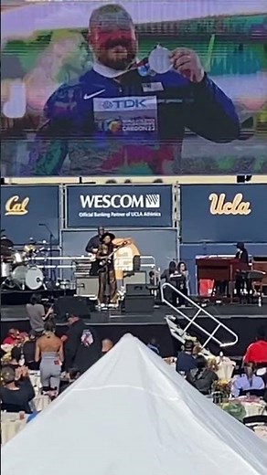 Judith Hill UCLA -- JBL VTX A8 LINE ARRAYS