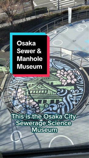 I had so much fun at this free museum in Osaka, and I bet you could too! 😌 It was definitely hidden gem, with no crowds... a great way to escape the busy Osaka downtown 😅 🥳 There were a lot of different types of exhibits and activities, including games, a projection mapping light show, a shiny stamp rally, lots of real manholes displayed, the history of Osaka and its sanitation, and funny photo spots 😆 🎴 Don't forget to get the free manhole card of the Kinniku-Man (キン肉マン,