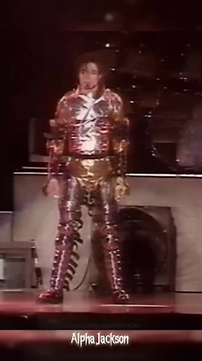 Michael Jackson Live Performance of 'Scream' in Helsinki 1997