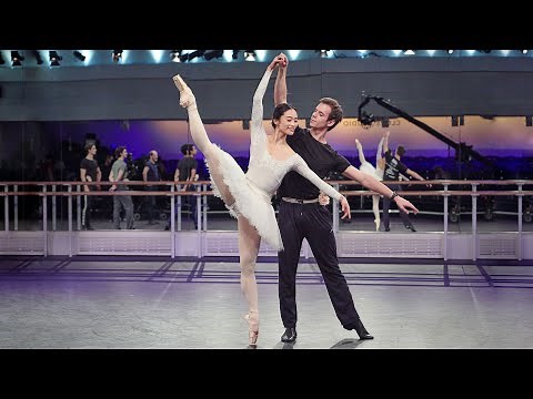 Fumi Kaneko rehearses The Sleeping Beauty Rose Adage #WorldBalletDay 2019 (The Royal Ballet)