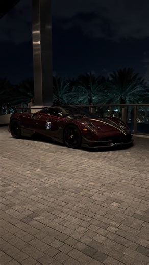 𝐯𝐟𝐭𝐞 on Instagram: "$17.000.000 Pagani Huayra 💀 In front of a Hotel this Pagani Huayra hypercar spotted this is definitely not a real place 🦋 Follow @vfte for more Content ❤️‍🔥 #HyperCar #LuxuryCars #CarEdit"