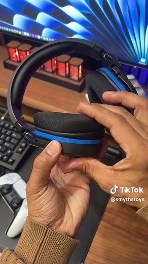 A lightweight and comfy pair of wireless gaming headset that works with the PS5, say hello to the Turtle Beach Stealth 600 Gen 2. 👋 🎧 🎮 @gizmoe cant get enough of them! 😎✅ Product codes: 191481, 191482, 208523, 208524 #smythstoys #gaming #gamingheadset #videogames #gamingsetup #gamingheadphones #turtlebeach #gamingvideos #gaminglife #fyp #demo #gamingontiktok
