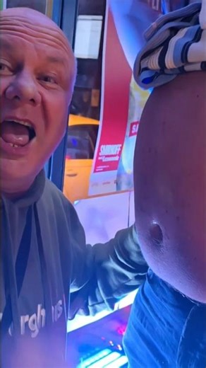 Belly Raspberries on the Pub DJ