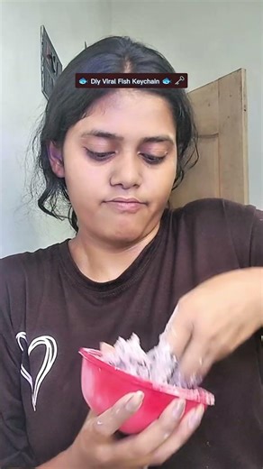 DIY viral keychain 🐟🗝️ #keychain #viralkeychain #diy #diyfish #craft