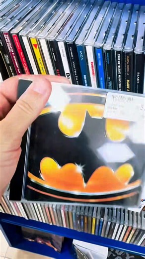 Encontré CD retro de la BSO de la película clásica de Batman 💽🦇 #batman #bso #soundtrack