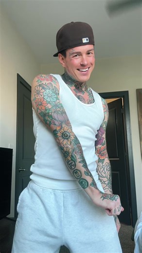 Most Awkward Dancer Award: Johnathon Caine's Funniest Moments