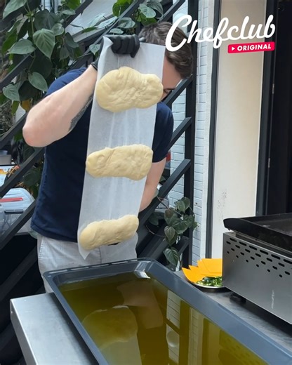 471K views · 2.5K reactions | Juicy Beef and Cheesy Smash Burgers: Get ready to satisfy your burger cravings with these epic smash burger recipes! | Chefclub Network | Facebook