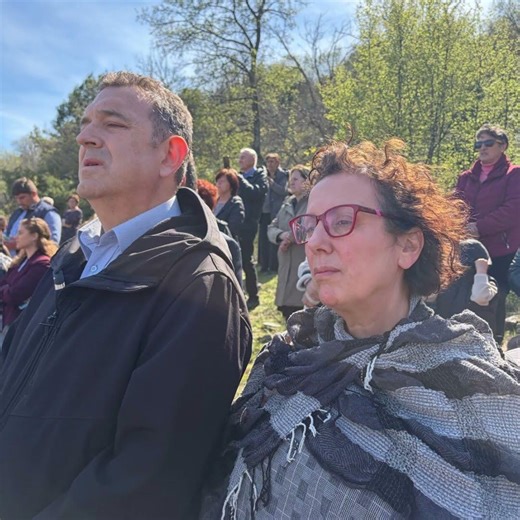 ΕΝΑ ΒΗΜΑ ΠΡΙΝ ΤΗΝ ΑΝΑΣΤΑΣΗ ΠΕΡΝΑΜΕ ΑΠΟ ΤΟΝ ΣΤΑΥΡΟ.ΜΑΖΙ ΣΤΙΣ ΙΕΡΕΣ ΣΤΙΓΜΕΣ ΕΚΕΙ ΧΤΙΖΕΤΑΙ Η ΟΙΚΟΓΕΝΕΙΑ