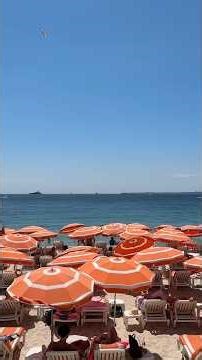 Beaches 🏖️ in the South of France 🇫🇷 🌊 🐚 👙 #cannes #southoffrance #travelvlog #cotedazur