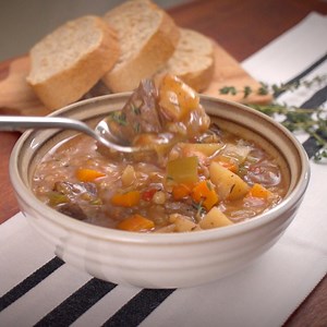 1.5M views · 27K shares | Crock Pot Beef Barley Soup Get the full...