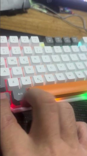 Want to record your laptop or computer screen and record online for free without installing an app?