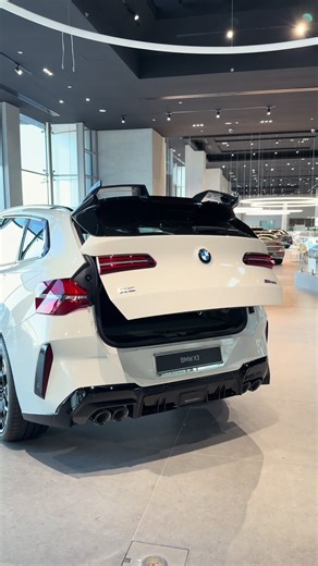 BMW X3 M50 xDrive: Performance and Efficiency