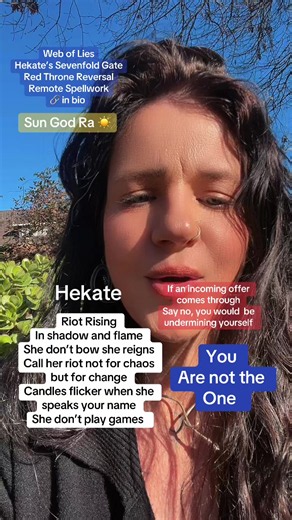 Hekate #hekate #darkfeminine #channel #tarot #oracle | tarot