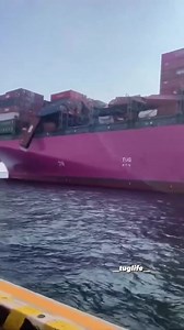 One Apus was hit by waves and over 1800 | Channel Machinery